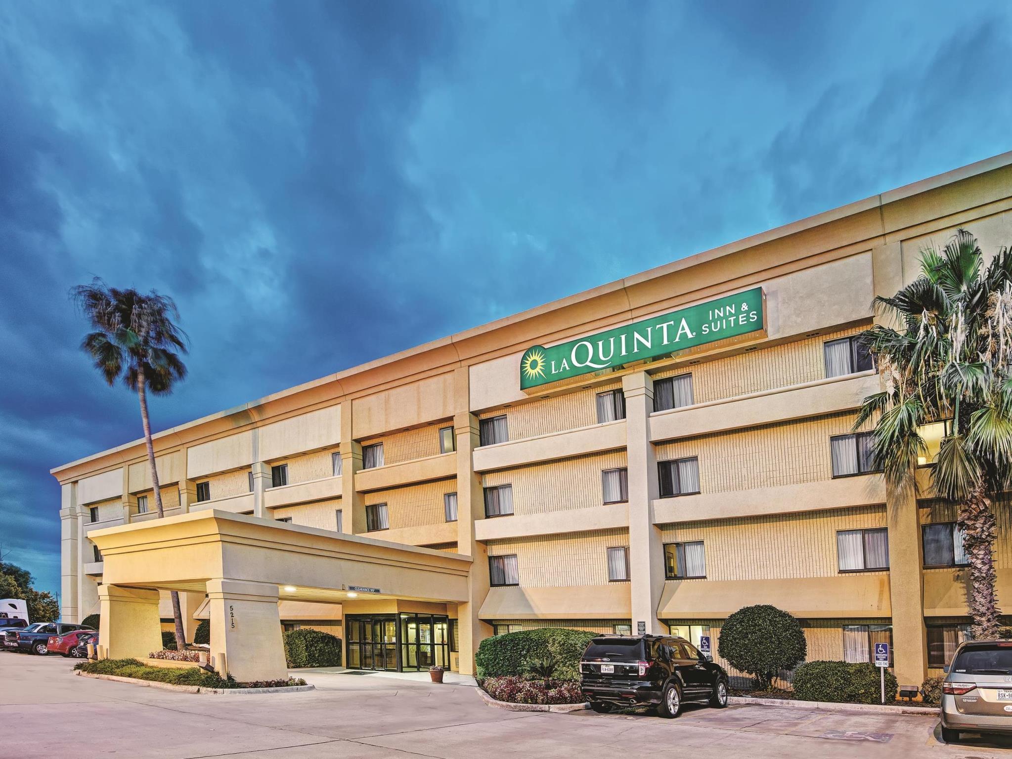 Hotel La Quinta By Wyndham Houston Baytown East Esterno foto